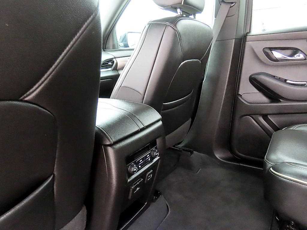 Chevrolet Travers 2022 Negro - Importación desde Corea - HF Imports Iquique - Foto 14