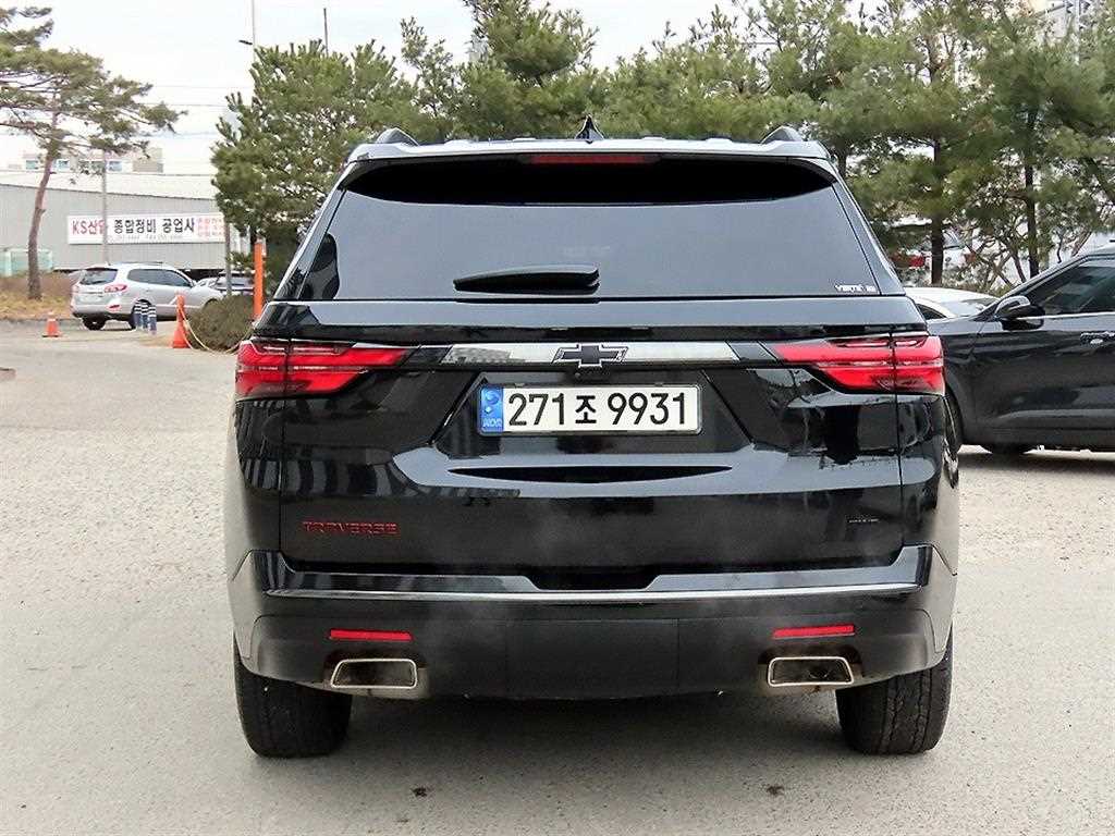 Chevrolet Travers - Vista 4