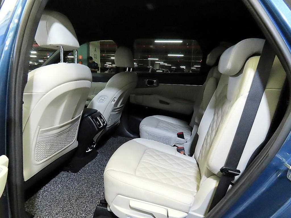 KIA Sorento - Vista 7