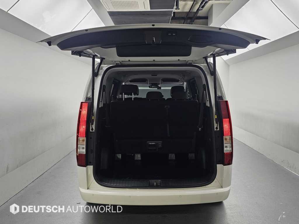 HYUNDAI Staria 2023 Blanco - Importación desde Corea - HF Imports Iquique - Foto 19