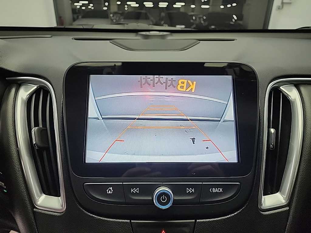 Chevrolet Malibu 2017 Blanco - Importación desde Corea - HF Imports Iquique - Foto 16