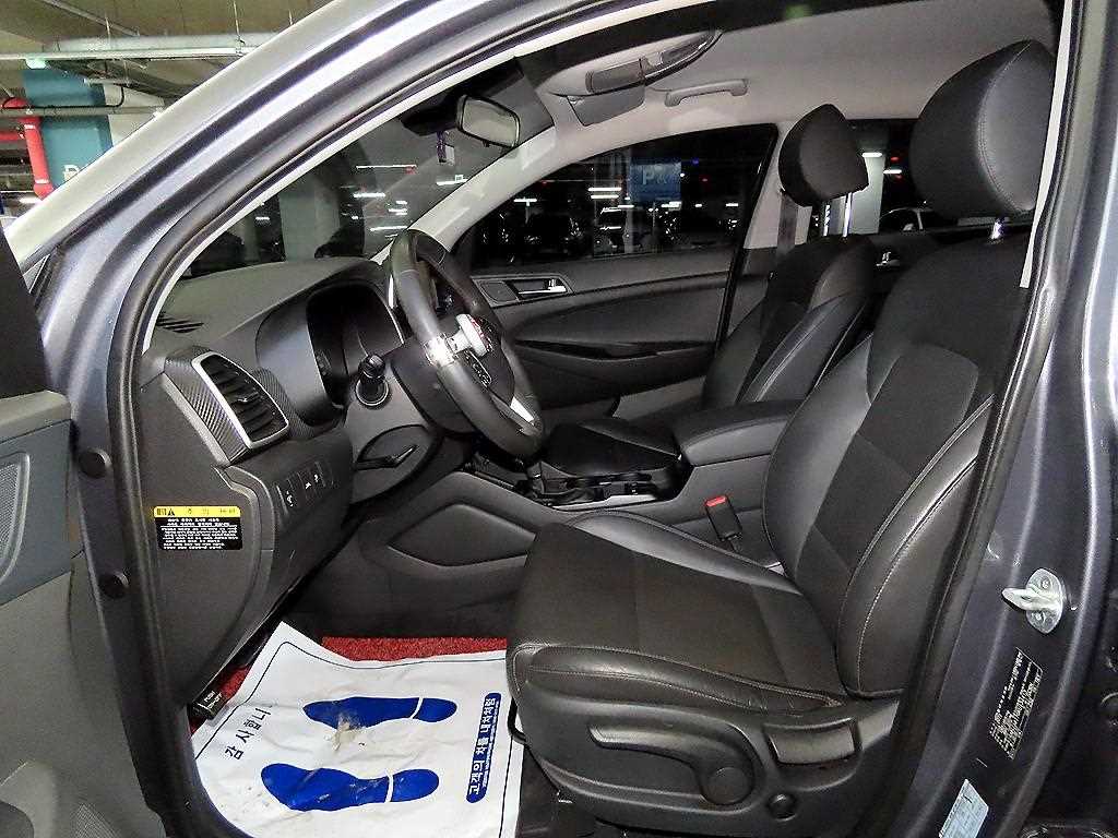 HYUNDAI Tucson - Vista 6