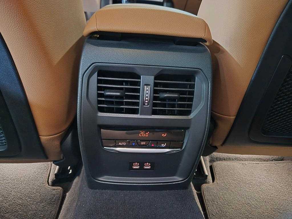 BMW 3 series 2022 Gris - Importación desde Corea - HF Imports Iquique - Foto 17