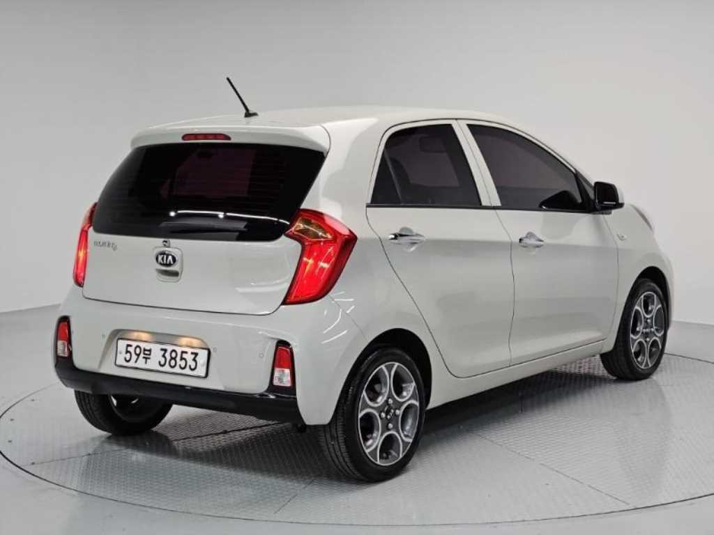 KIA Morning - Vista 4