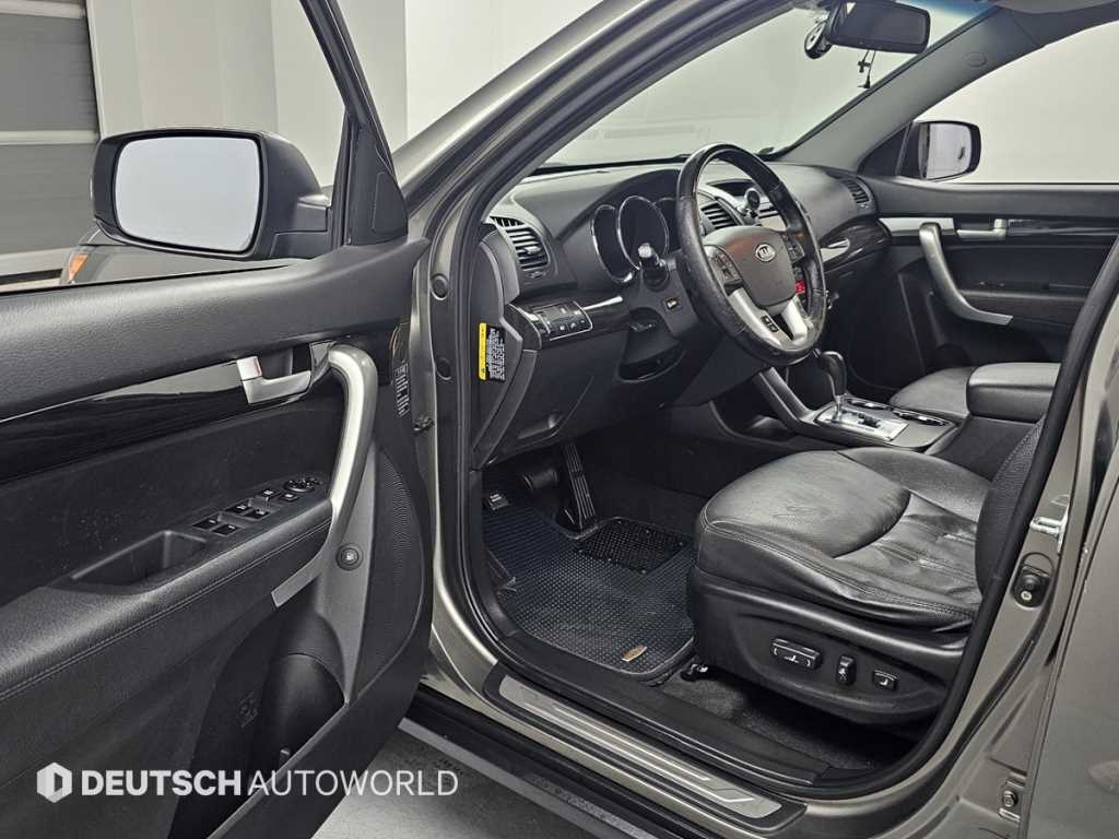 KIA Sorento - Vista 11