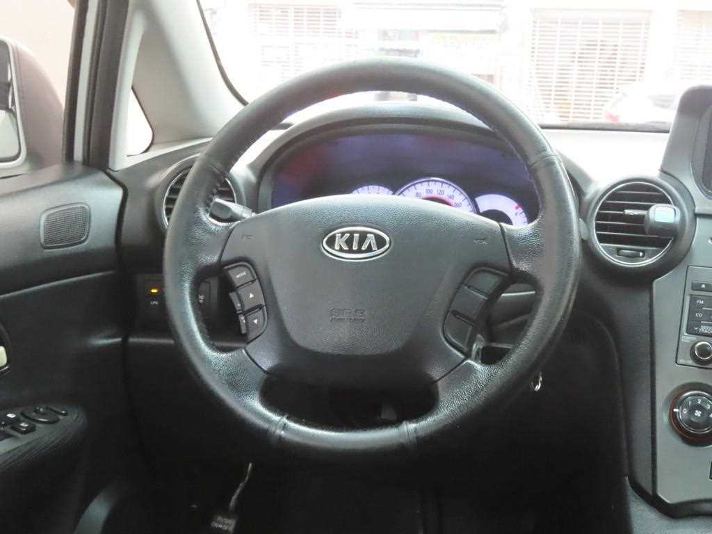 KIA Carens 2011 Plateado - Importación desde Corea - HF Imports Iquique - Foto 17