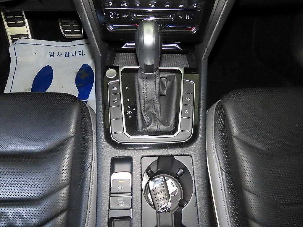 Volkswagen Arteon - Vista 12