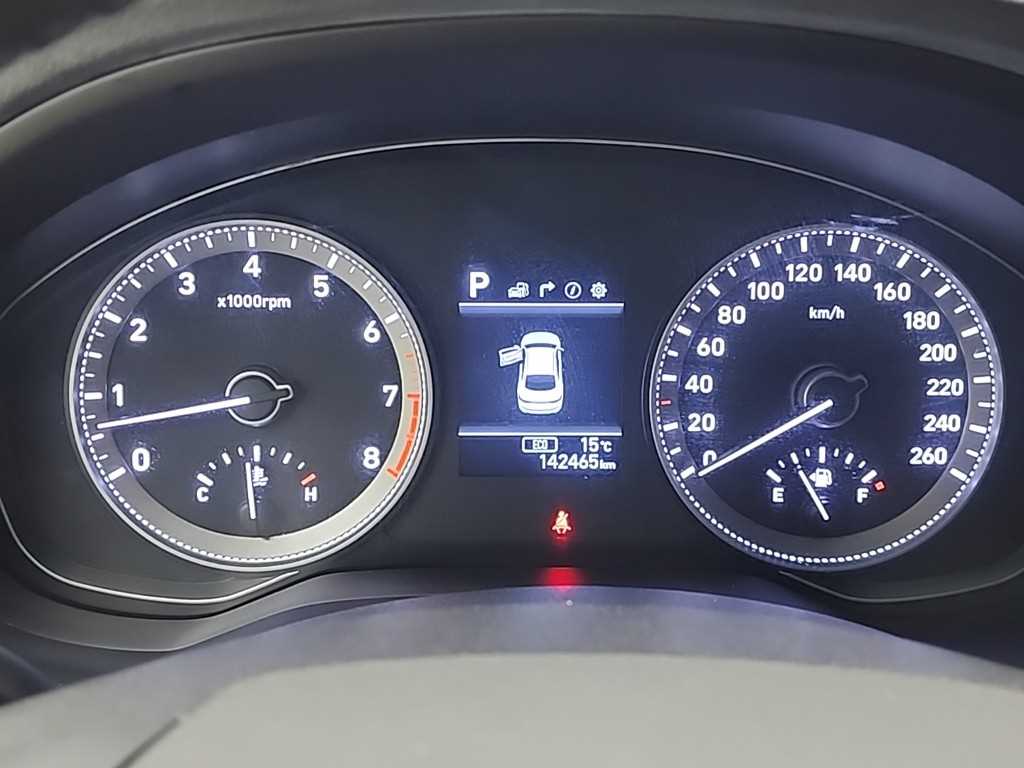 HYUNDAI Grandeur - Vista 6