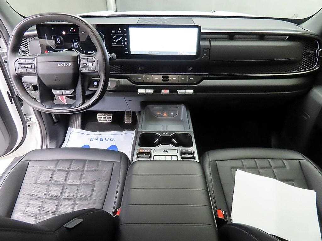 KIA Tasman - Vista 7