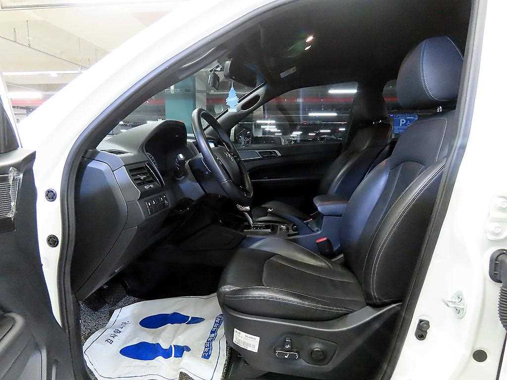 Ssangyong Rexton - Vista 6