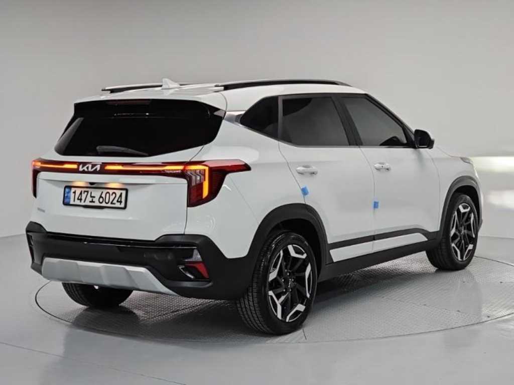 KIA Seltos - Vista 4