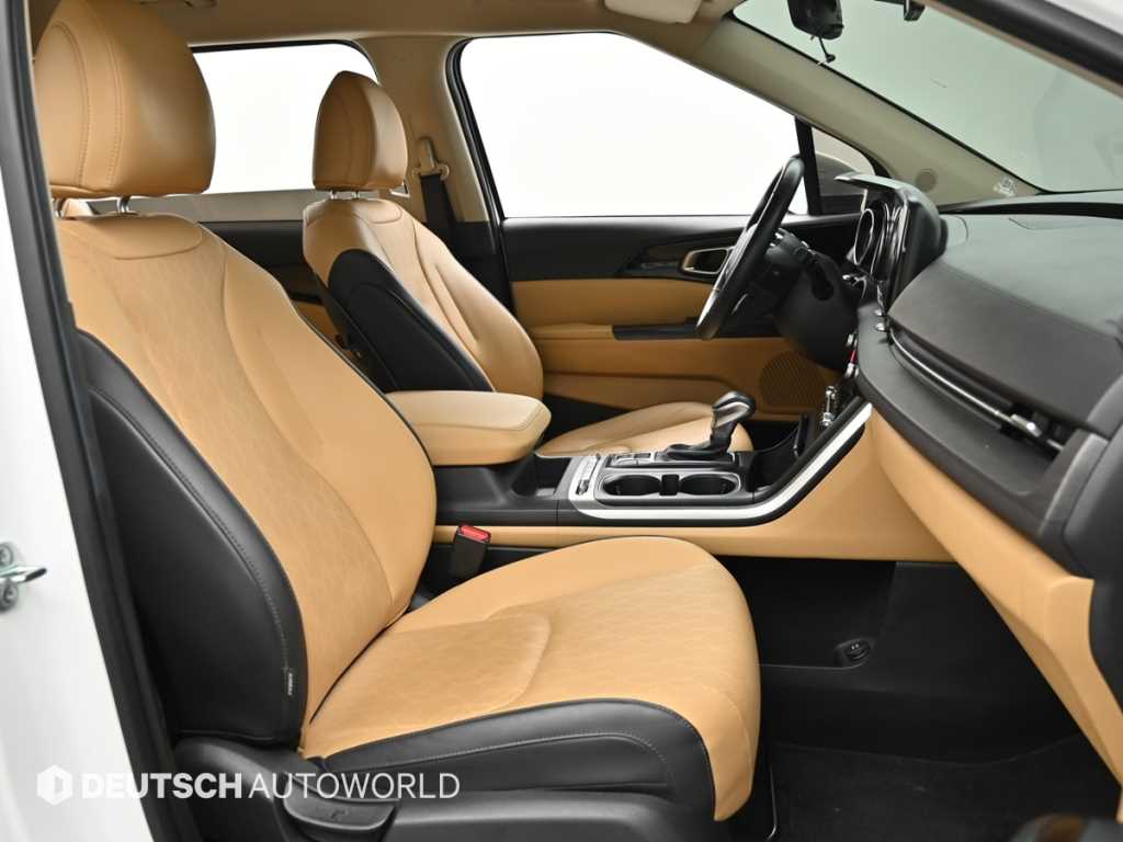 KIA Carnival - Vista 10