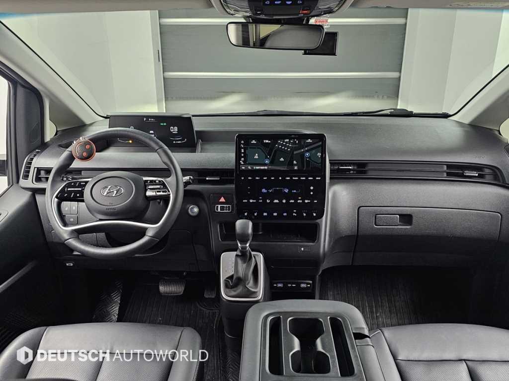 HYUNDAI Staria - Vista 7