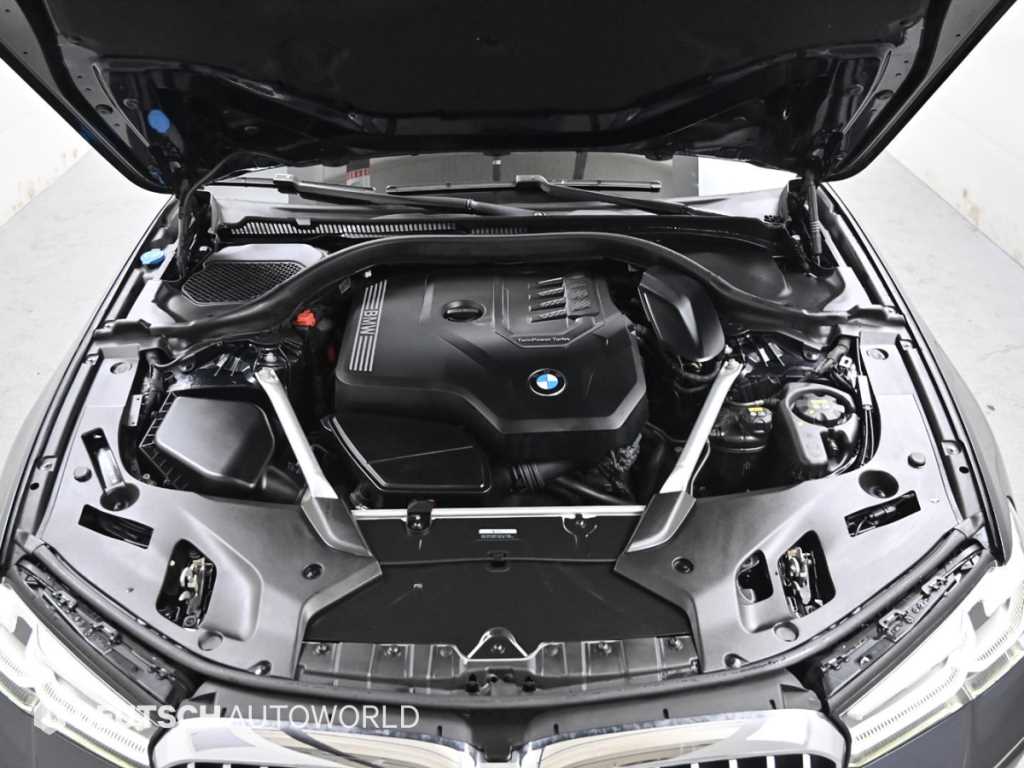 BMW 5 Series - Vista 7