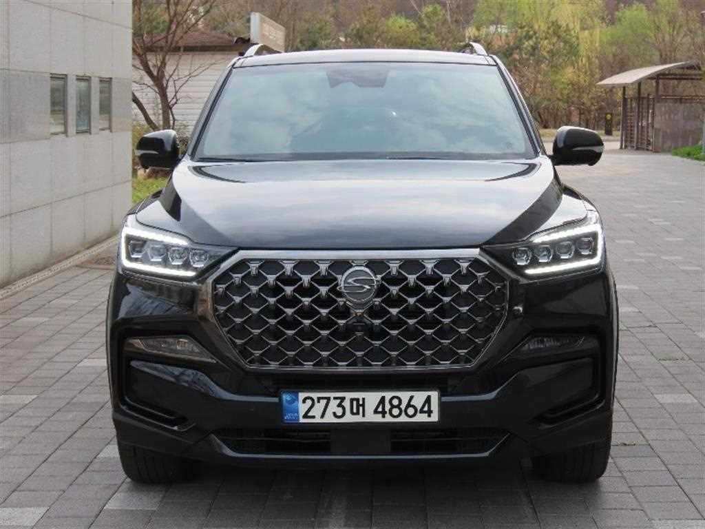 Ssangyong Rexton 2021 Negro - Importación desde Corea - HF Imports Iquique - Foto 1