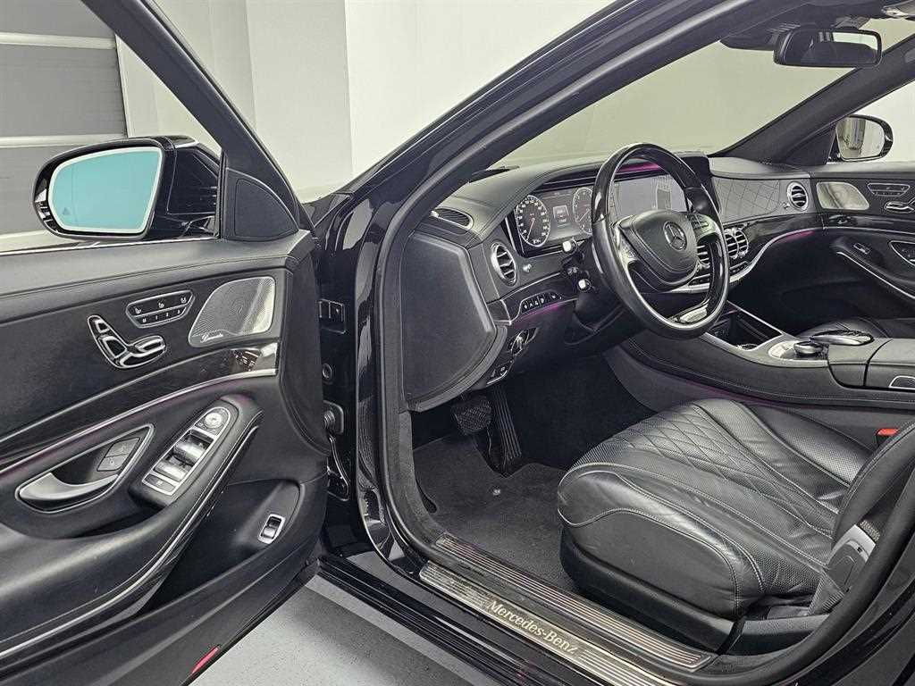 Mercedes Benz S Class - Vista 11