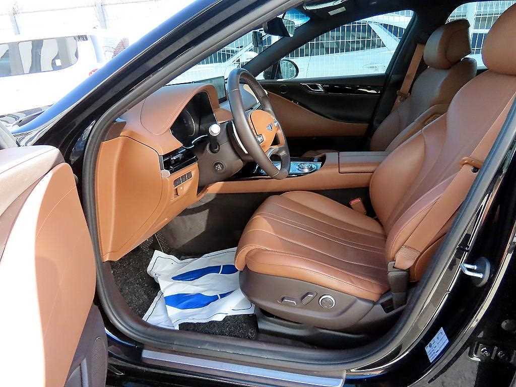 Genesis G80 - Vista 5