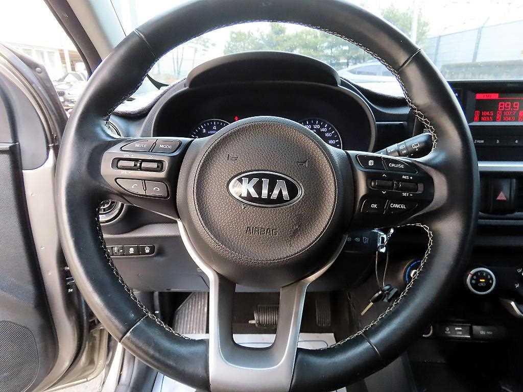 KIA Morning - Vista 8