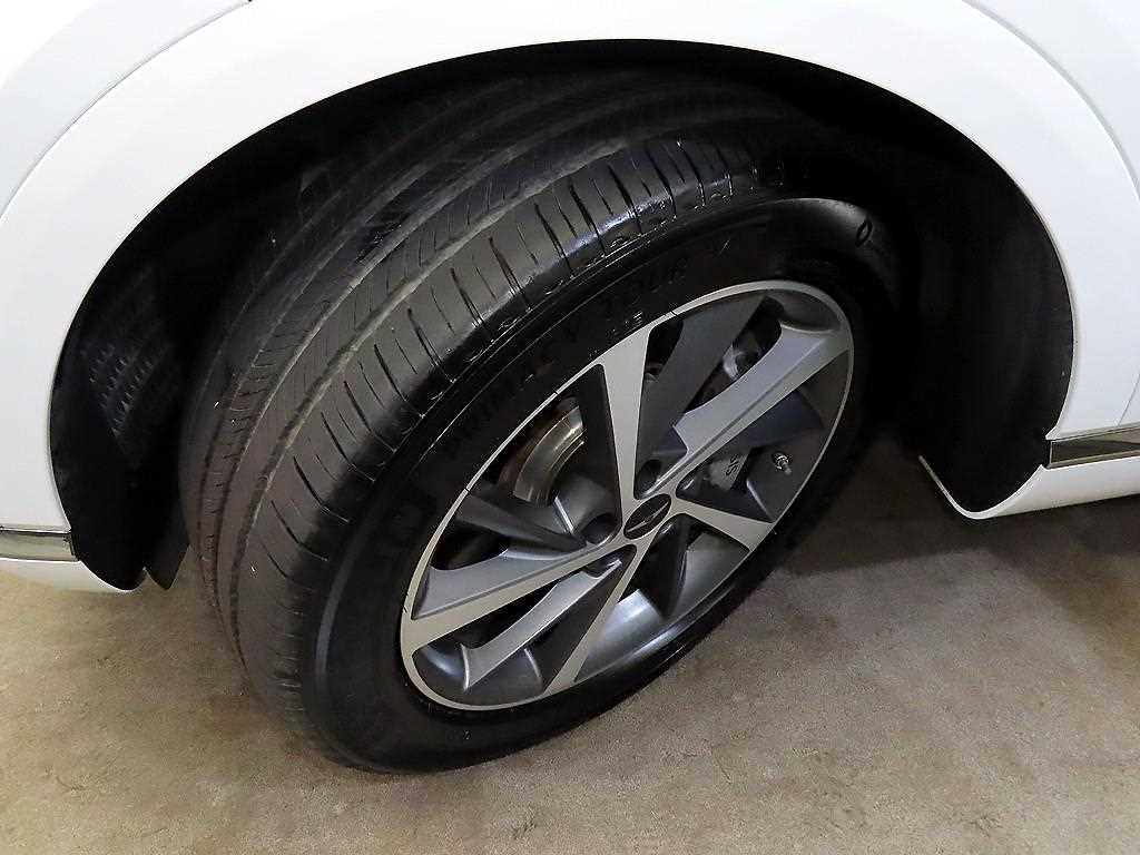 Genesis GV80 2024 Blanco - Importación desde Corea - HF Imports Iquique - Foto 20