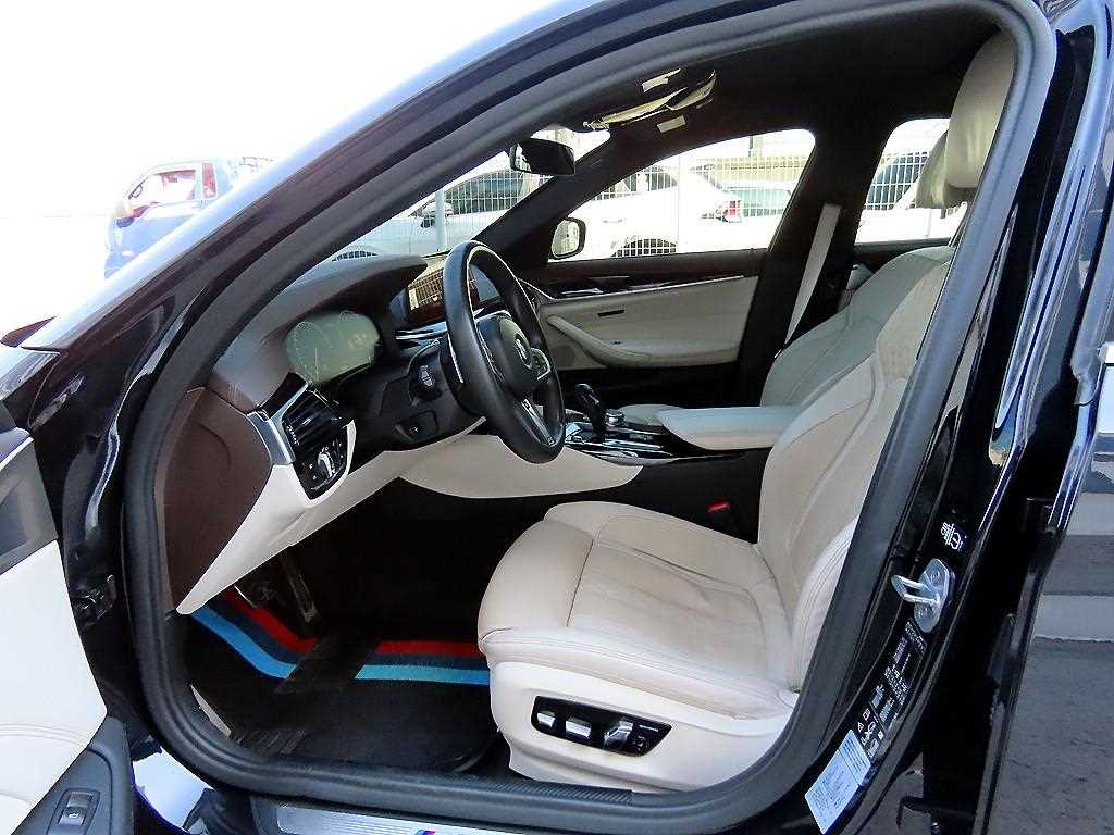 BMW 5 Series - Vista 5