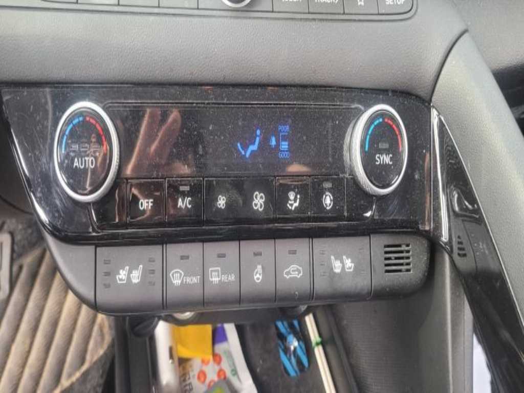 HYUNDAI Avante - Vista 5