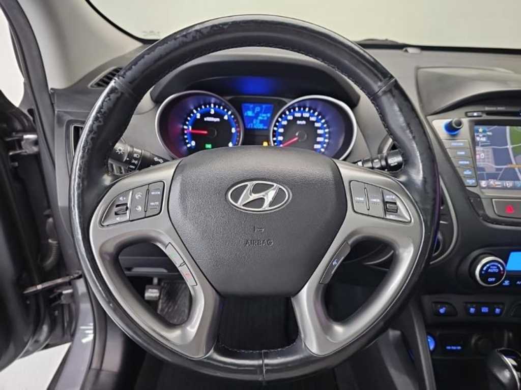 HYUNDAI Tucson - Vista 6
