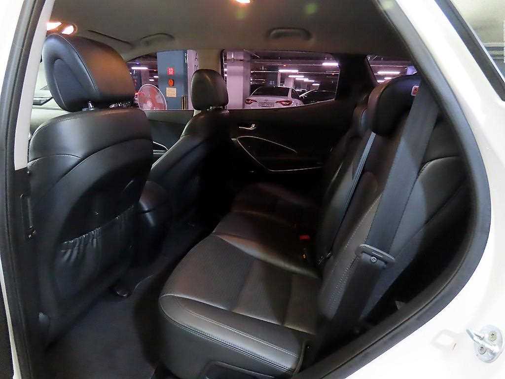 HYUNDAI Santa Fe - Vista 7