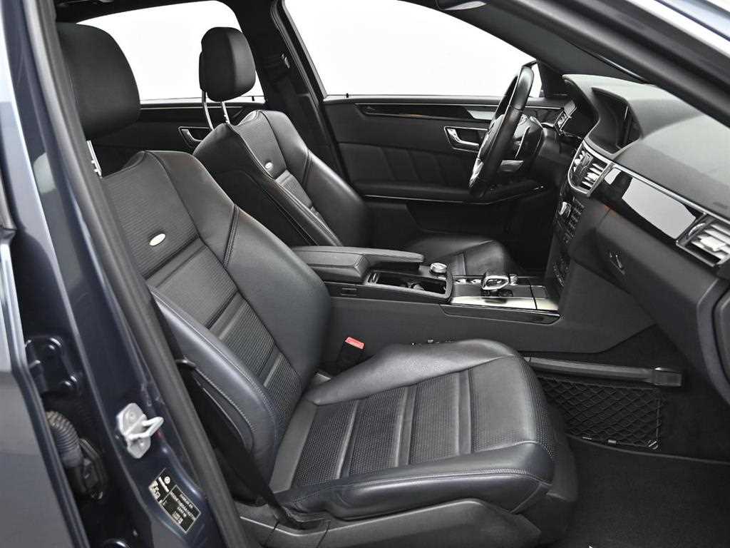 Mercedes Benz E class - Vista 10