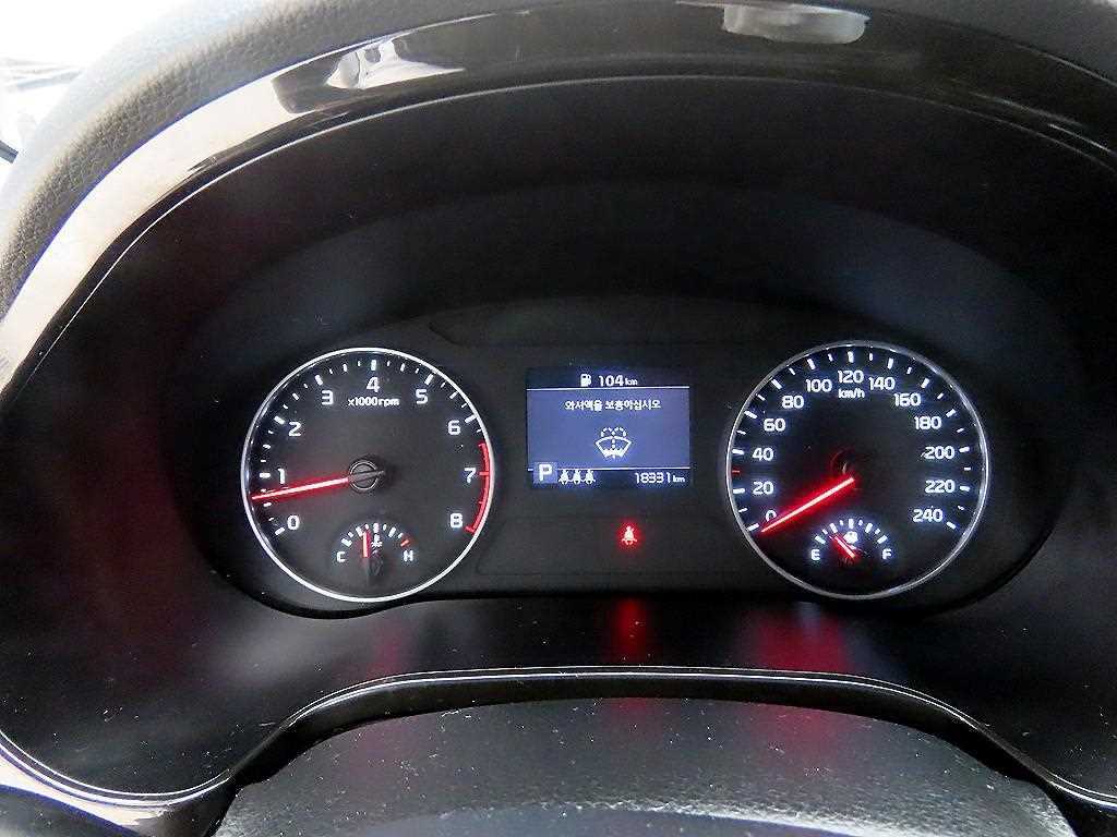 KIA Seltos - Vista 9