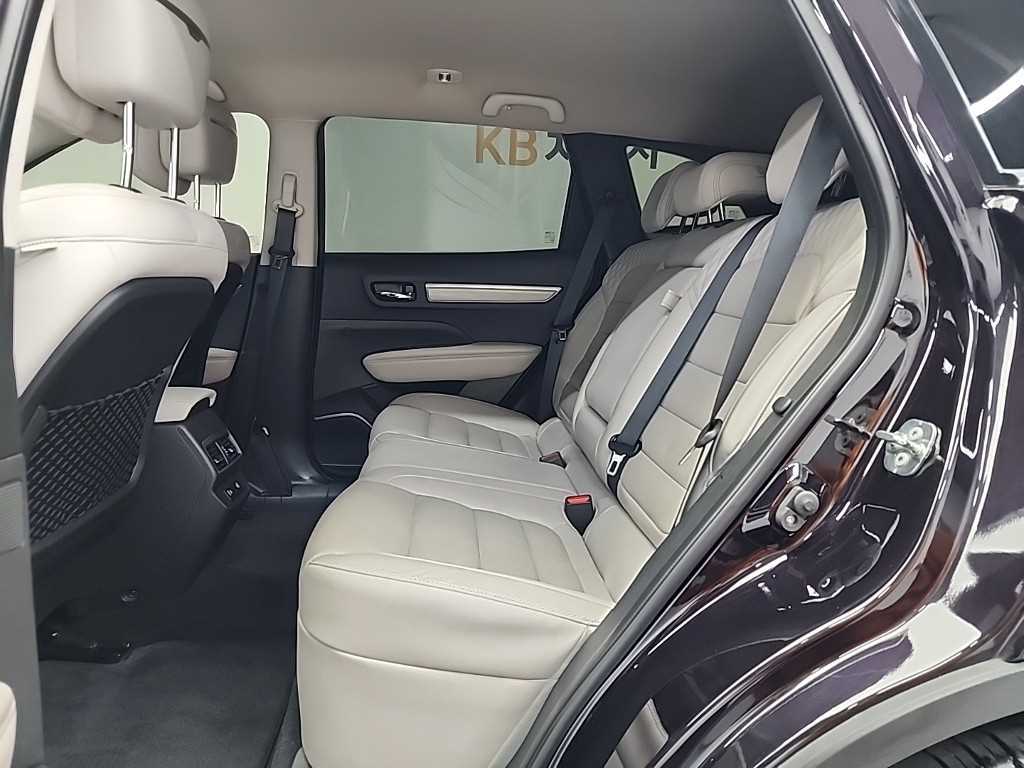 SAMSUNG QM6 - Vista 12