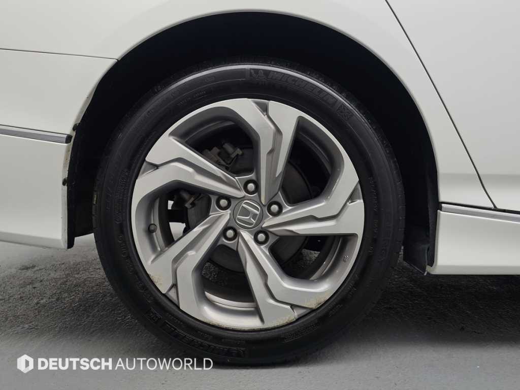 Honda Accord - Vista 5