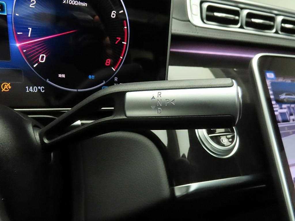 Mercedes Benz S Class - Vista 10