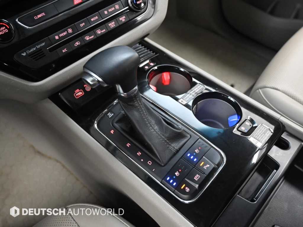 KIA Carnival - Vista 9