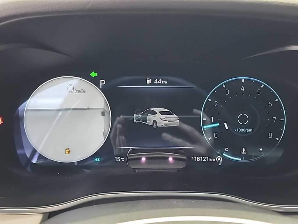 Genesis G70 - Vista 6