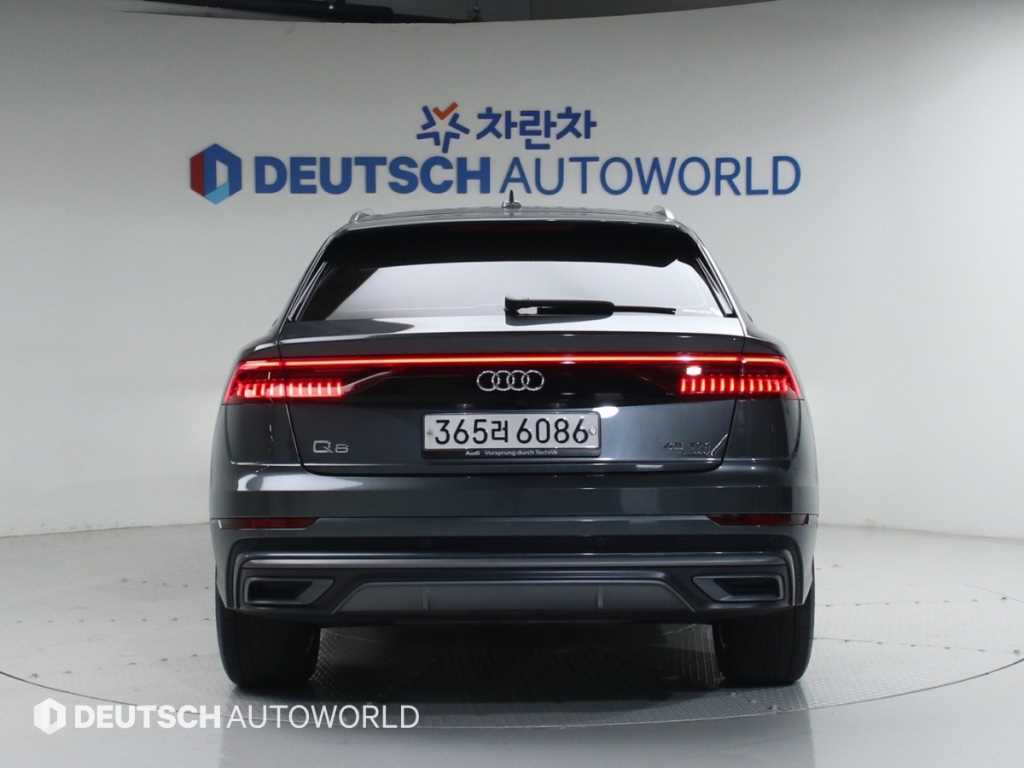 Audi Q8 - Vista 4