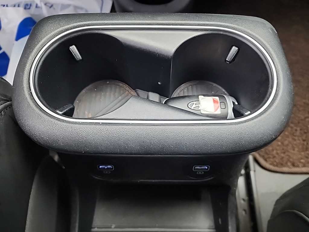 HYUNDAI Ioniq 5 2023 Blanco - Importación desde Corea - HF Imports Iquique - Foto 18