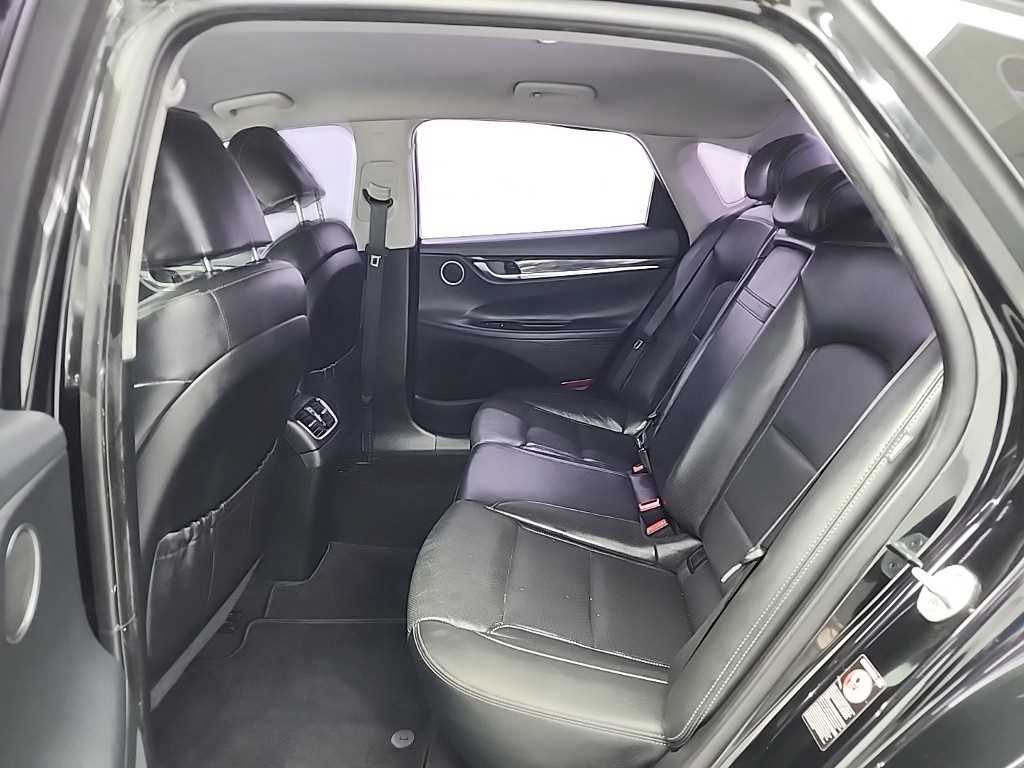 HYUNDAI Grandeur - Vista 12