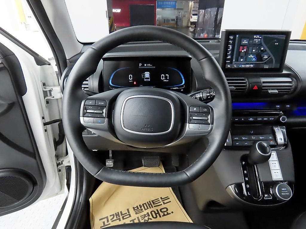 HYUNDAI Casper - Vista 9