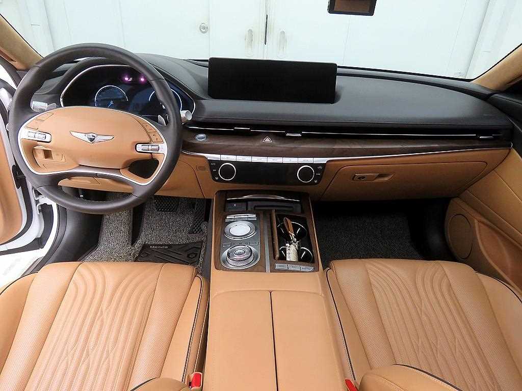 Genesis G80 - Vista 8