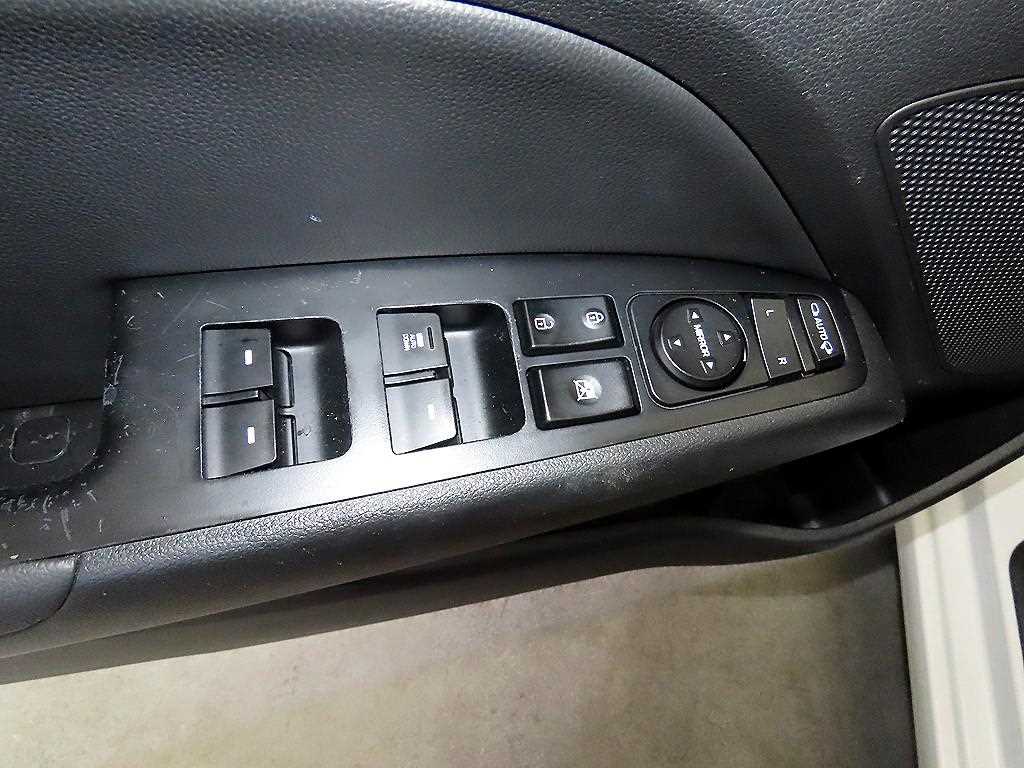 HYUNDAI Avante 2018 Blanco - Importación desde Corea - HF Imports Iquique - Foto 13