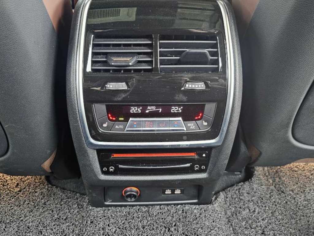 BMW X7 2022 Negro - Importación desde Corea - HF Imports Iquique - Foto 16