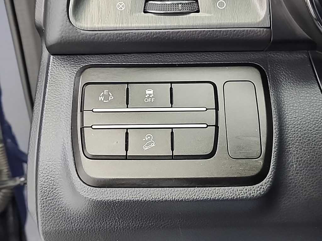 Ssangyong Tivoli 2019 Azul - Importación desde Corea - HF Imports Iquique - Foto 16