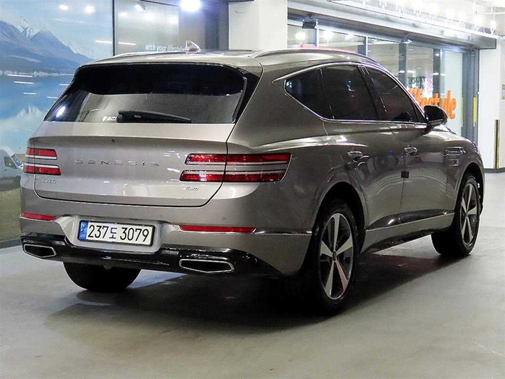 Genesis GV80 - Vista 4