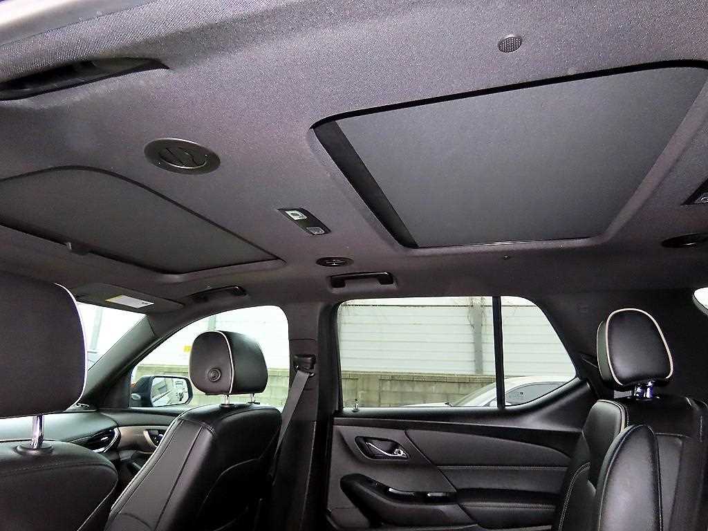 Chevrolet Travers 2022 Negro - Importación desde Corea - HF Imports Iquique - Foto 15