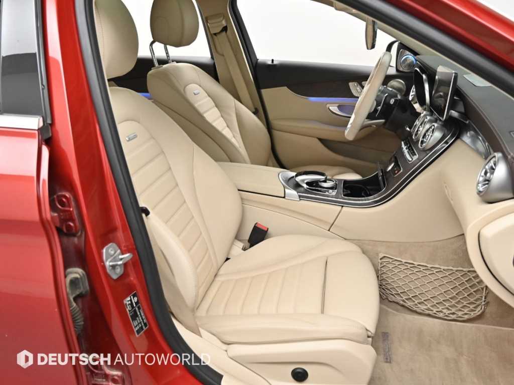 Mercedes Benz C Class - Vista 9