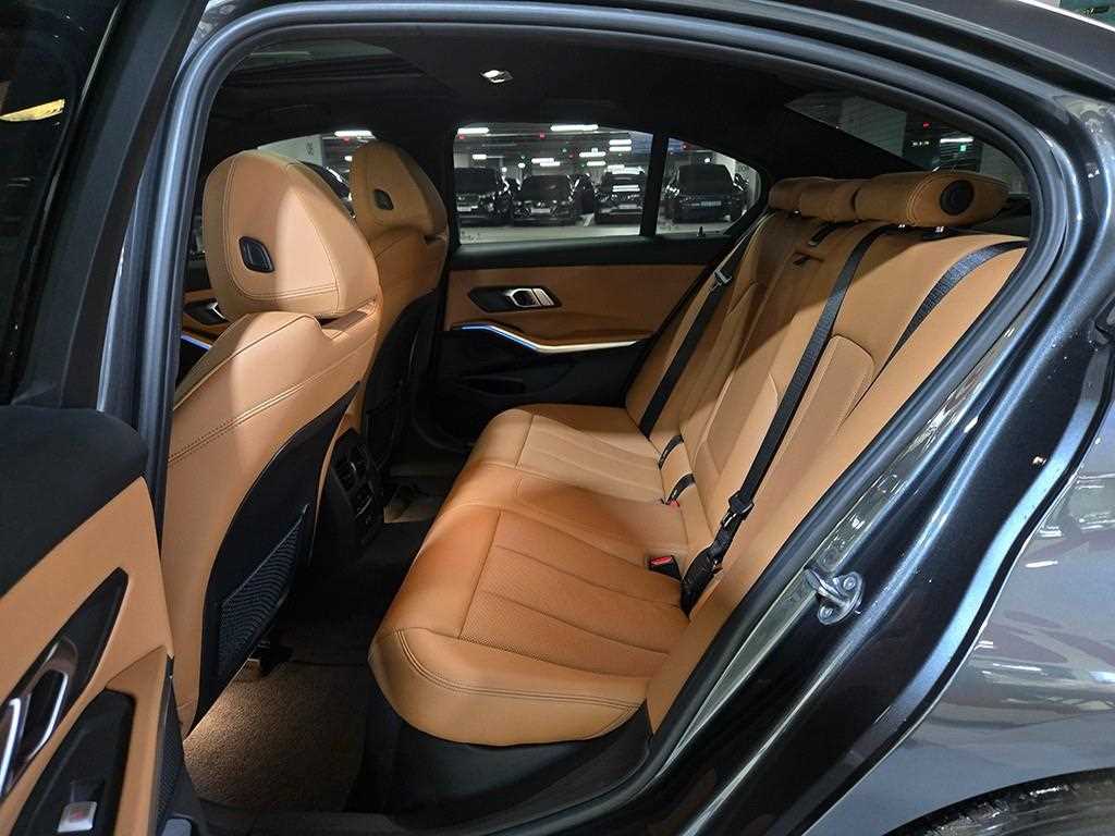 BMW 3 series - Vista 8