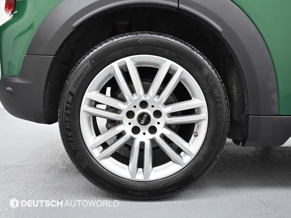 Mini Countryman - Vista 5