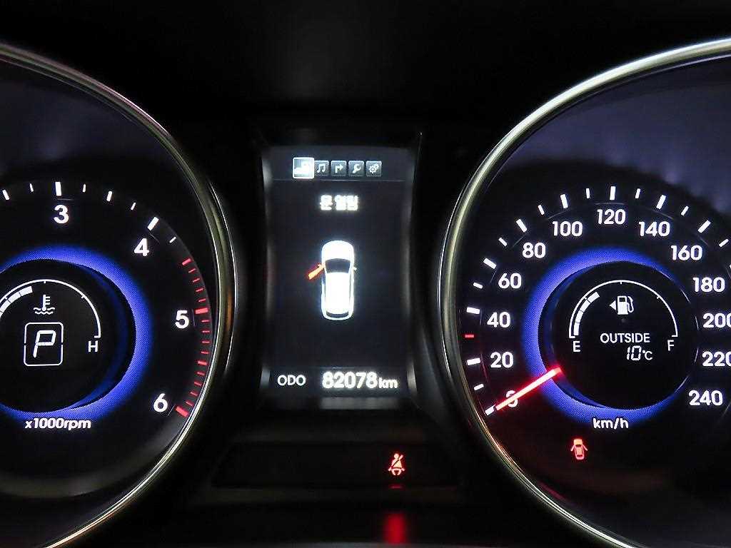 HYUNDAI Santa Fe - Vista 9