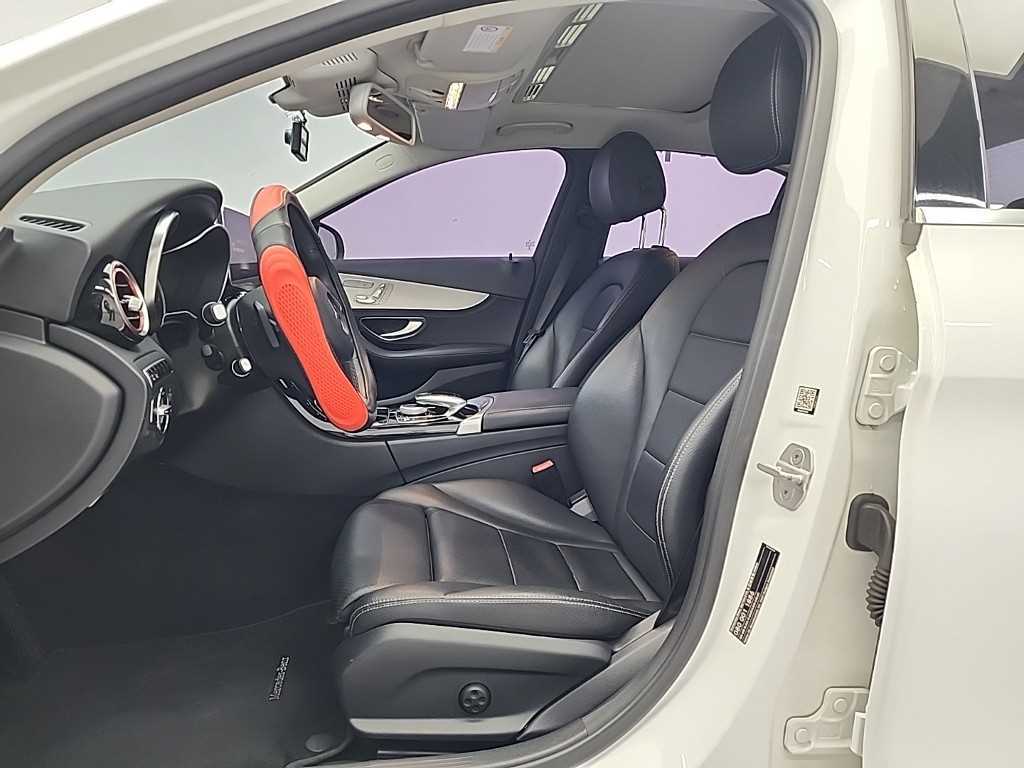 Mercedes Benz C Class - Vista 11