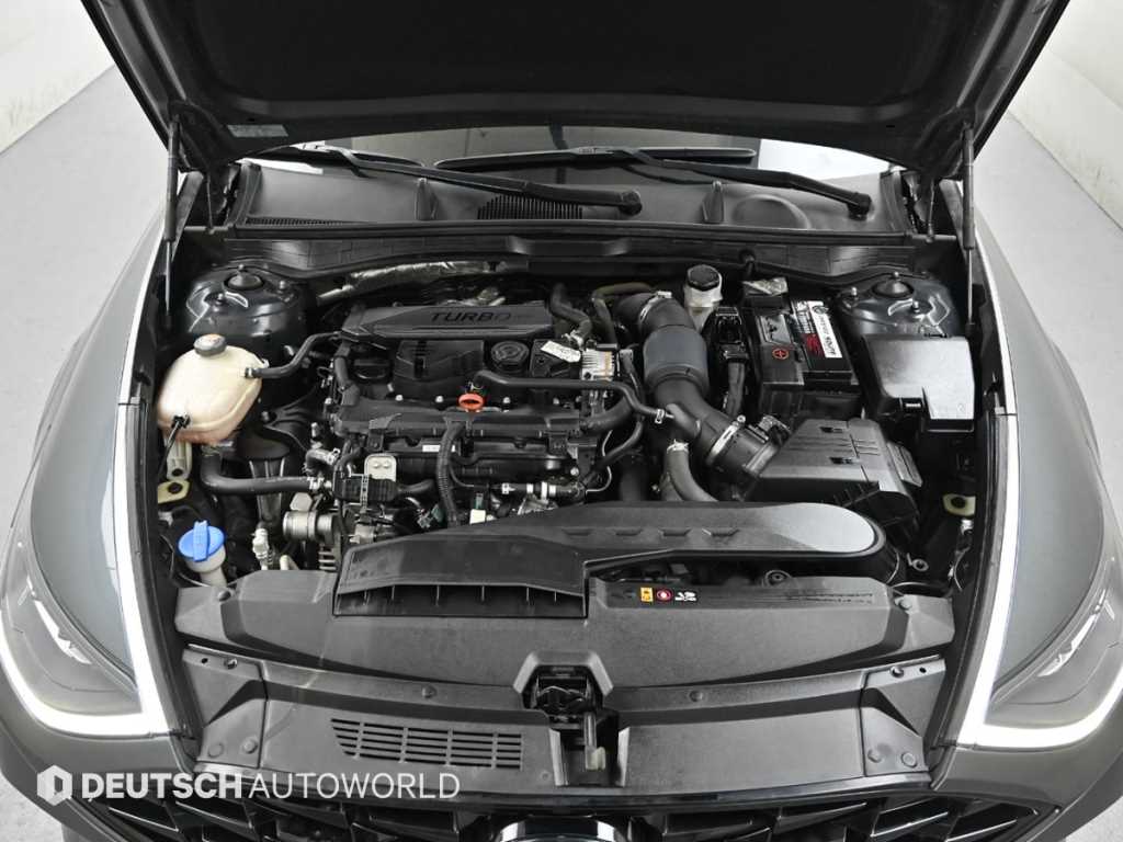 HYUNDAI Sonata - Vista 6